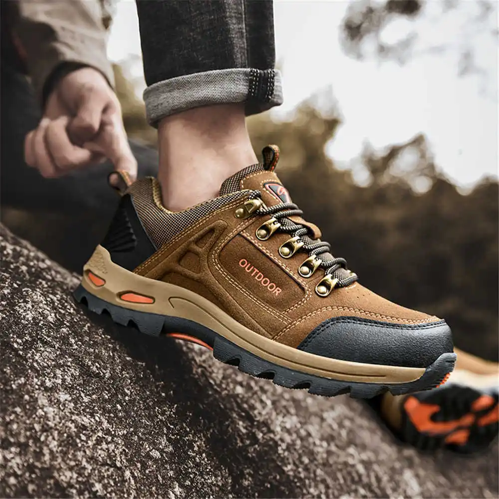 Non-slip tenis Hiking bertali  - Luxury Lifestyle Grooming Lounge ulasan dan harga