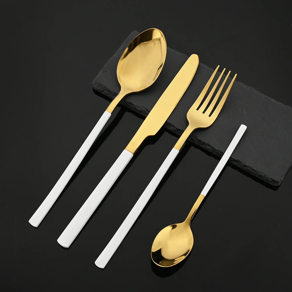 16 Buah Set Peralatan Makan Em - Gold Plated Cutlery ulasan dan harga