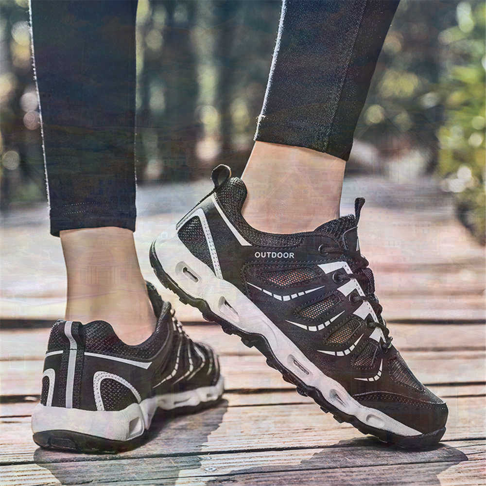 Sepatu Tenis Perak Ujung Bulat - Luxury Lifestyle Grooming Lounge ulasan dan harga
