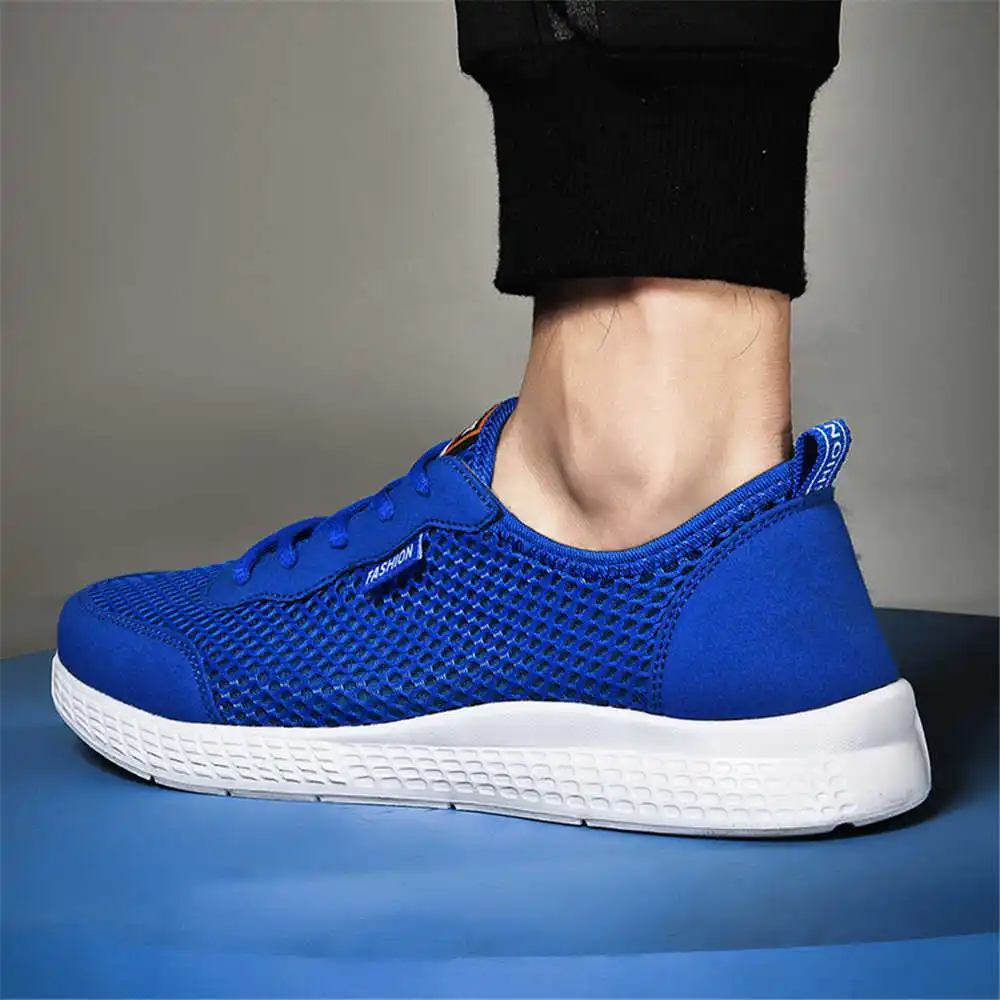Sepatu kets biru muda untuk pr - Luxury Lifestyle Grooming Lounge ulasan dan harga